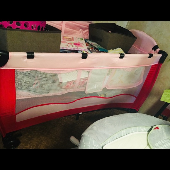 pink pack n play
